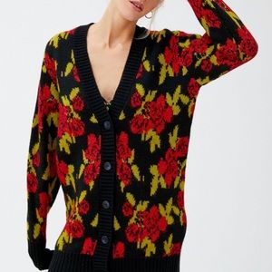 🌹 NWT Reign Floral Intarsia Knit Cardigan
